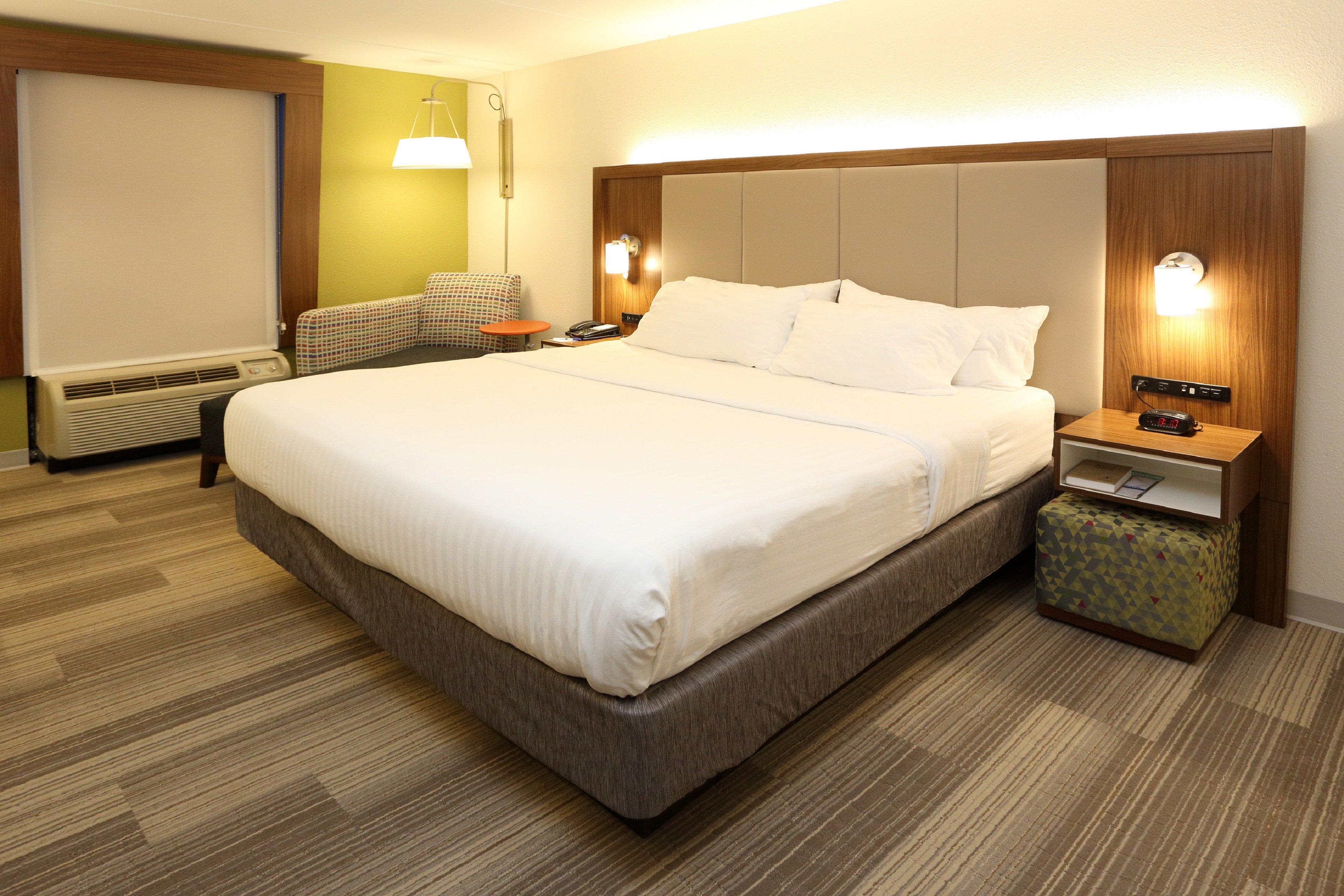 Holiday Inn Express & Suites Newport News, An Ihg Hotel Ngoại thất bức ảnh