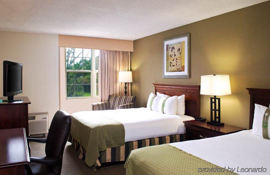 Holiday Inn Express & Suites Newport News, An Ihg Hotel Ngoại thất bức ảnh