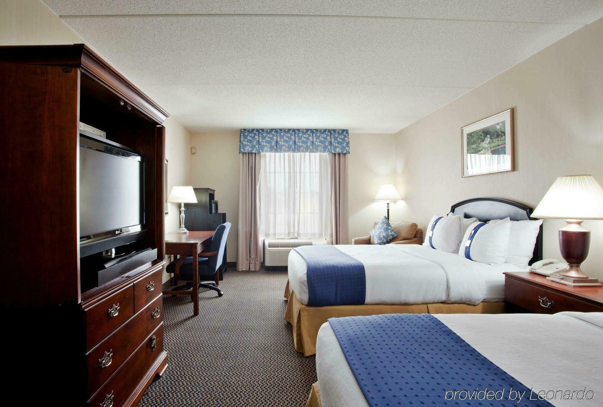 Holiday Inn Express & Suites Newport News, An Ihg Hotel Phòng bức ảnh